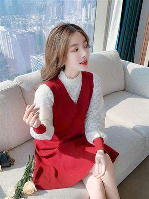 莎融女裝春夏新品