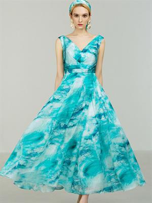 粉藍衣櫥女裝新品