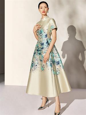 粉藍衣櫥女裝新品
