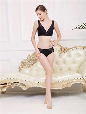 艇風(fēng)光內(nèi)衣新品