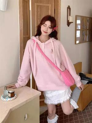 入卡女裝秋冬新品