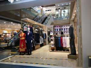 報喜鳥男裝實體店鋪圖