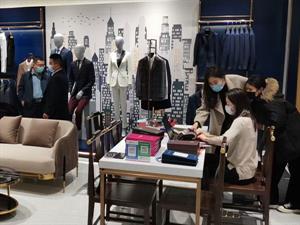 紅領(lǐng)品牌店鋪圖
