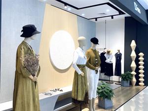 底色女裝店鋪圖