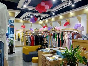 愛依蓮女裝店鋪圖
