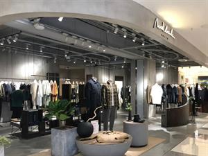 北緯30度男裝店鋪圖