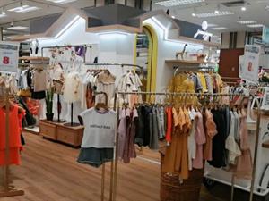 雛鴿童裝實體店鋪圖
