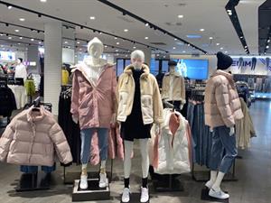 以純女裝店鋪圖