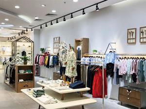 時尚小魚童裝店鋪圖