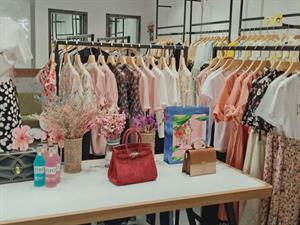 秧禾女裝店鋪圖
