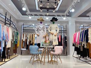 三彩女裝店鋪圖