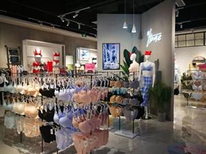 蘭卓麗內衣店面圖