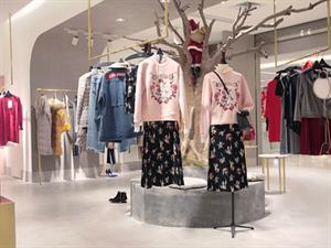 西蔻女裝店面圖