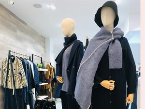因為女裝店面圖