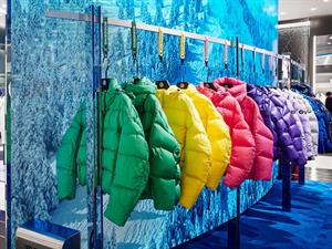 波司登羽絨服店鋪圖