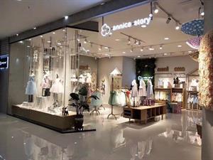 艾尼卡故事童裝店面圖