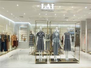 ＬＡＩ睞女裝店面