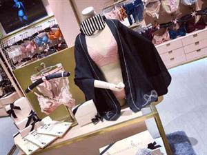 好奇蜜斯內衣店面