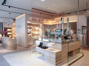 曼尼陀內衣店面