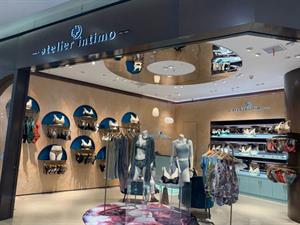 青色內衣店面