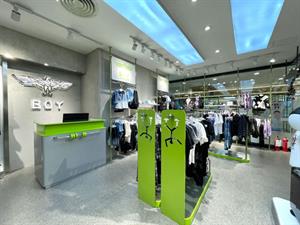 BOY JUNIOR童裝店面