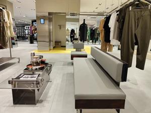 速寫男裝店鋪圖