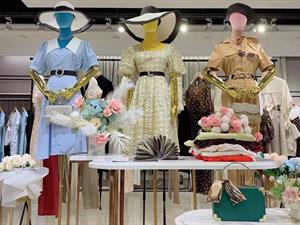 凱恩女裝店面