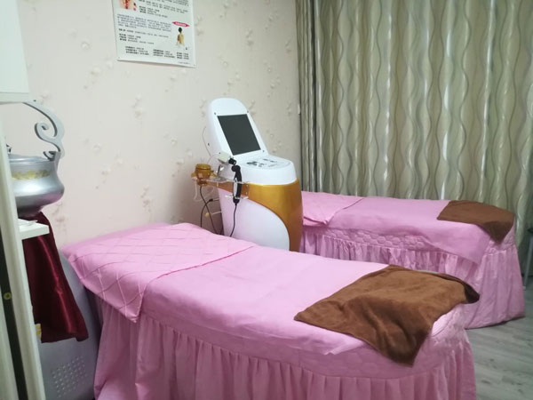 熱烈慶賀祝女士狄朵娜內(nèi)衣加盟店隆重開業(yè)