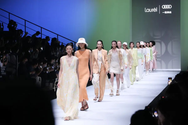 深圳時(shí)裝周精彩開幕