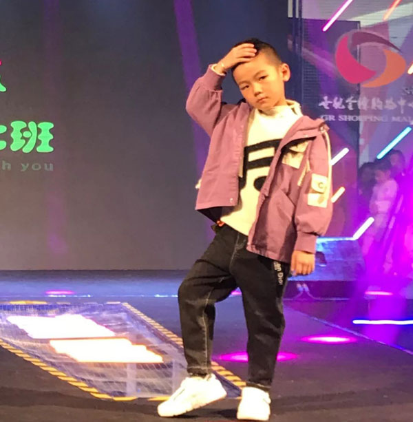 三年七班童裝亮相金源Fashion week