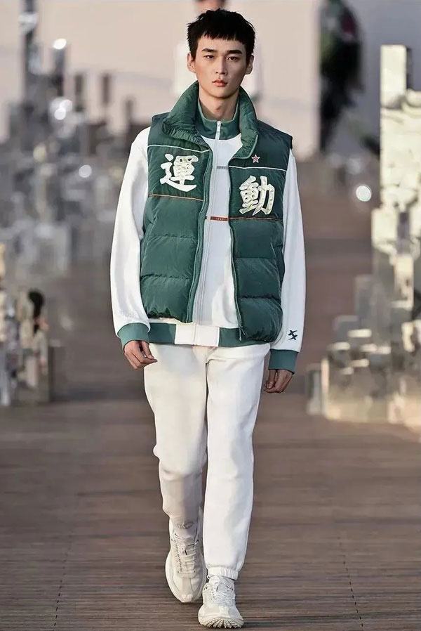特步XTEP廈門國際時裝周大秀