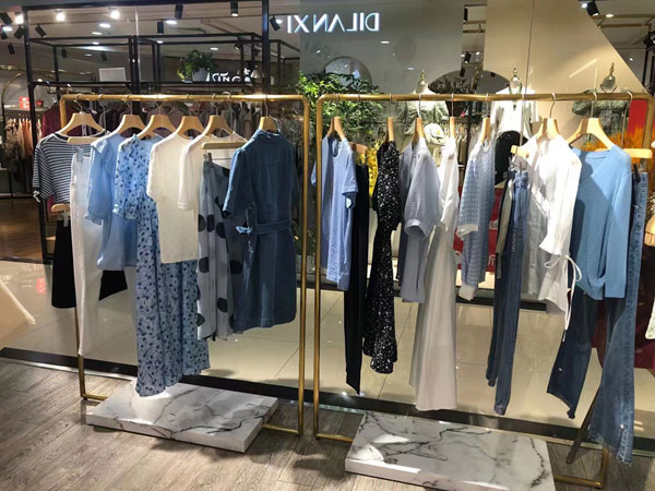 迪蘭熙女裝廣西桂林店盛大開(kāi)業(yè)