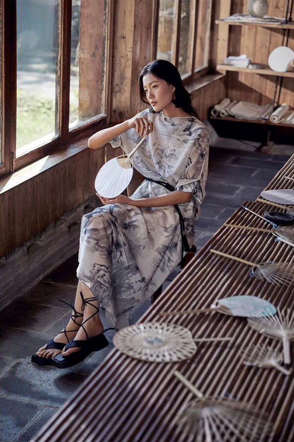 易菲2023夏季大片發布