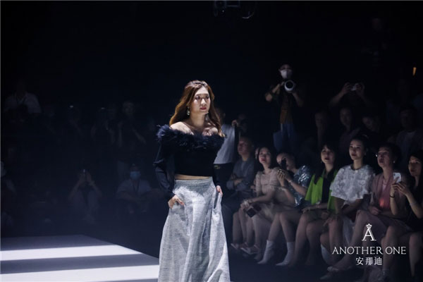 安那迪2023秋季時裝秀