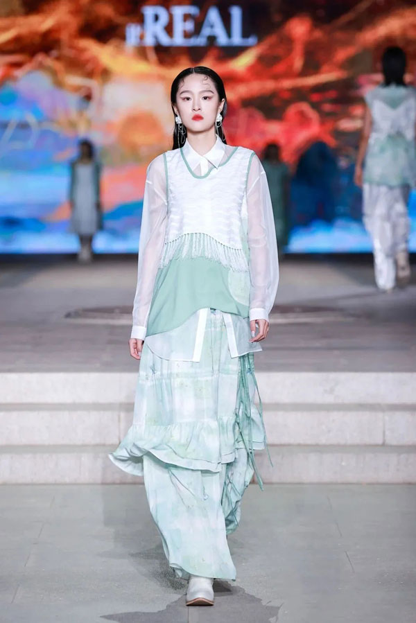 瑞爾東方國際時尚周秀場直擊